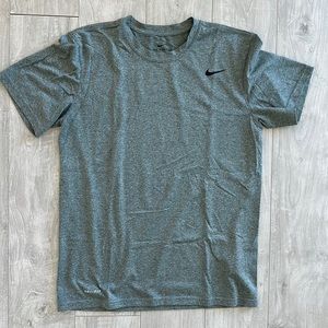Nike Dri Fit short sleeve Fitness shirt. Size Medium
